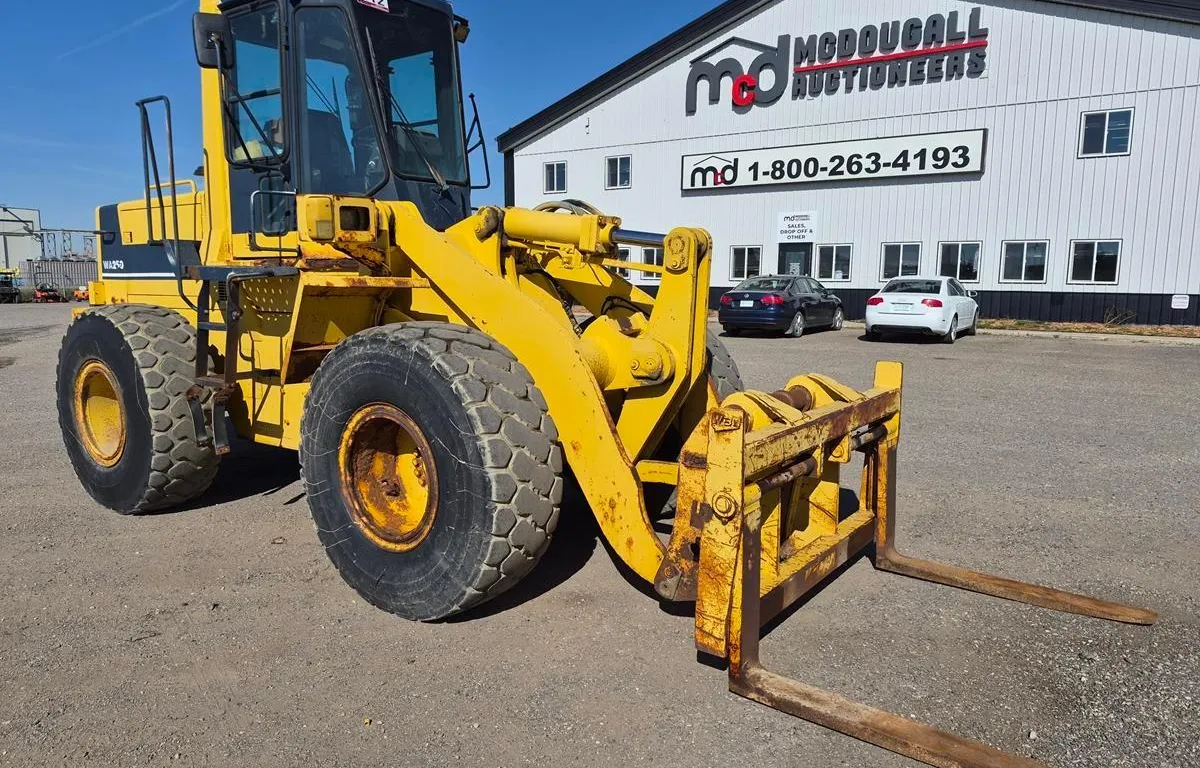 1996 Komatsu WA250-1 Wheel Loader