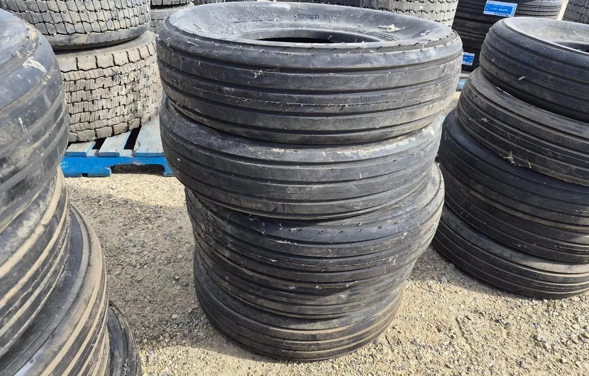 (4) 9.5L-15 Implement Tires
UNRESERVED