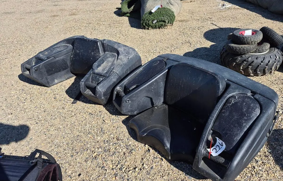 Quad Seat Parts
UNRESERVED
