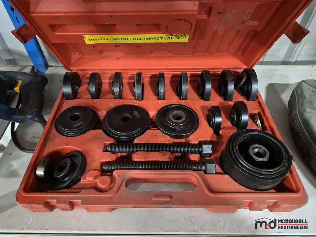 OMT Bearing Removal Adapter Puller Set
UNRESERVED