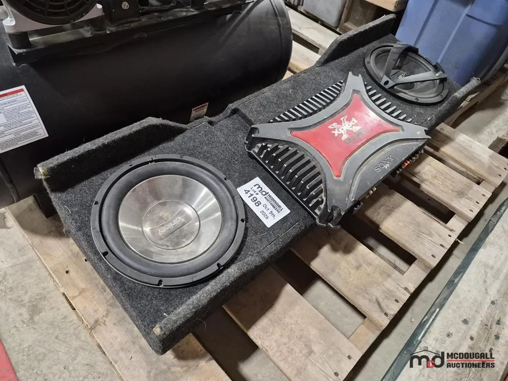 Subwoofer and Amp
UNRESERVED