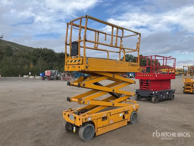 2015 Haulotte Compact 8 Electric Scissor Lift