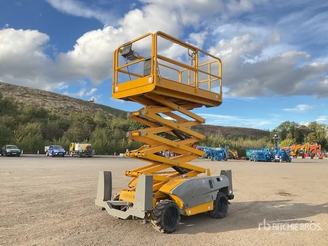 2014 Haulotte Compact 12DX 4x4 Diesel Scissor Lift
