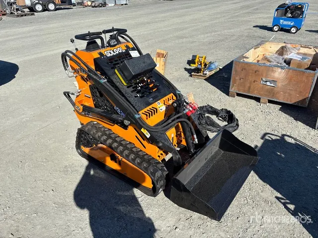 2026 SDLOOL SL-J360 Compact Track Loader (Unused)