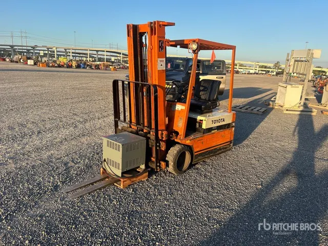 1991 Toyota 2FBE15 2800 lb Electric Forklift