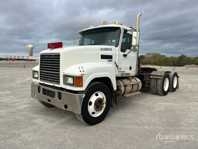 2009 Mack CHU613 6x4 T/A Day Cab Truck Tractor