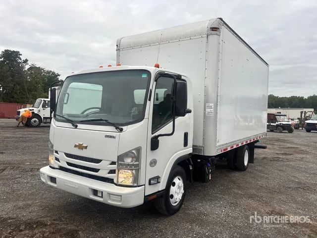 2020 Chevrolet 4500 HD 4x2 Van Truck