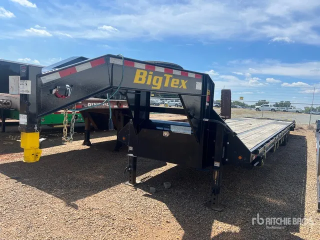 2026 Big Tex 25GN-40D5A-MRBК 24000 lb 40 ft T/A Gooseneck Equipment Trailer