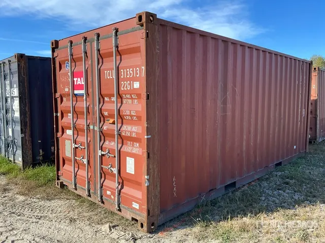2011 20 ft Standard Storage Container