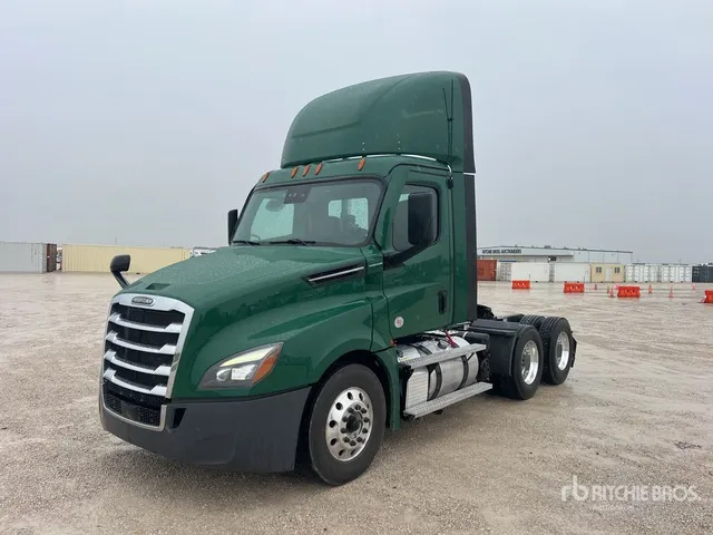 2024 Freightliner Cascadia 126 6x4 T/A Day Cab Truck Tractor
