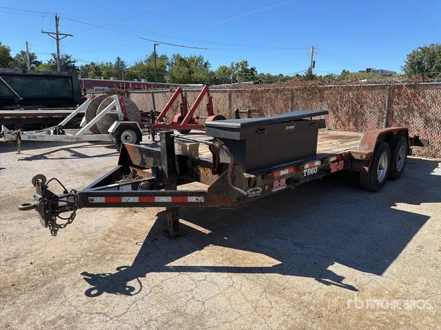 2021 Behnke CBCT2020E-S-10K 20 ft T/A Equipment Trailer