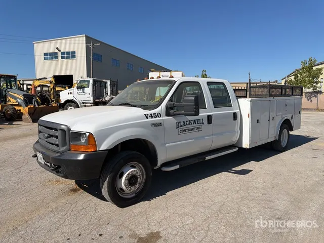1999 Ford F-550 4x4 Crew Cab Utility Truck