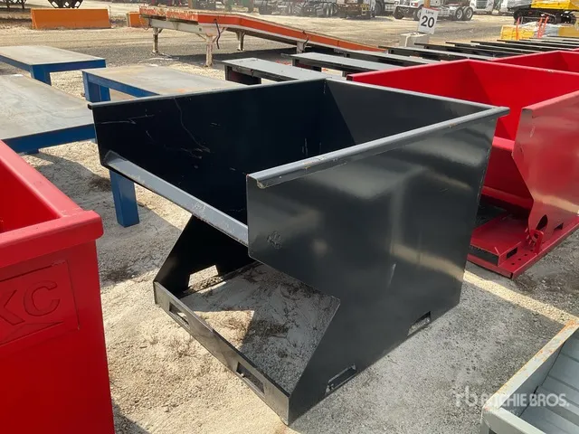 2026 Kit Containers 2.0YFT-SST Skid Steer Dump Hopper (Unused)