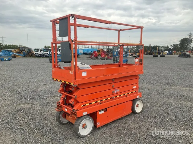 2016 Skyjack SJIII-3226 Electric Scissor Lift (Inoperable)