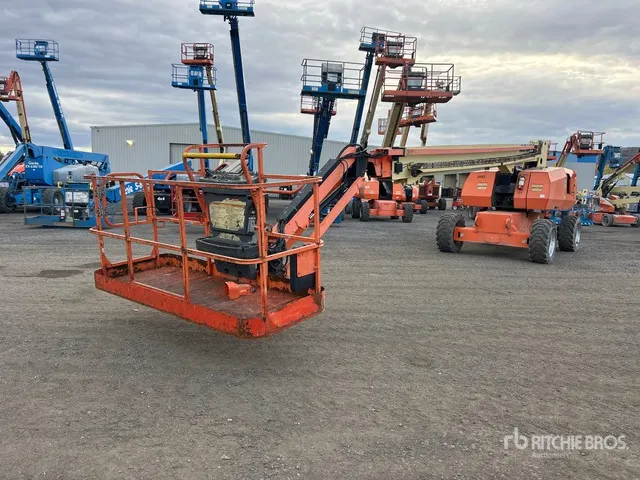 2017 JLG 860SJ 4WD Diesel Telescopic Boom Lift