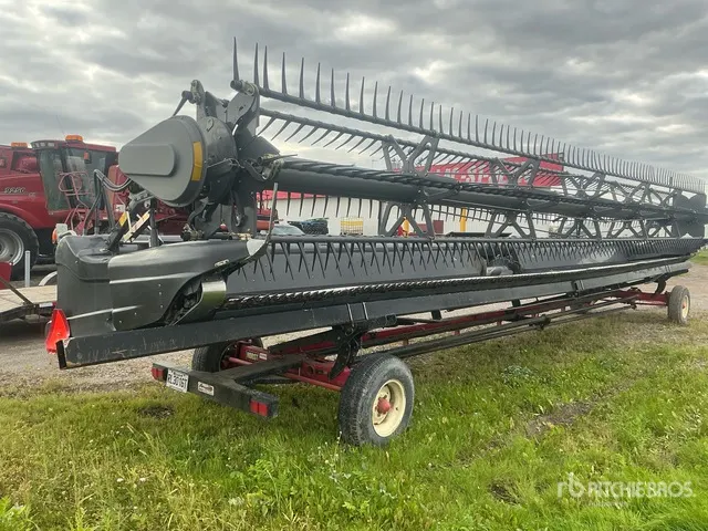2020 Fendt 9255 40 ft Draper Combine Header