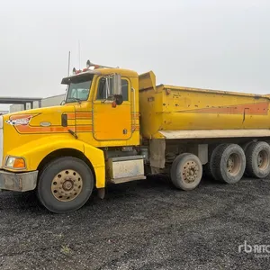 1996 Peterbilt 385 8x4 Tri/A Dump Truck