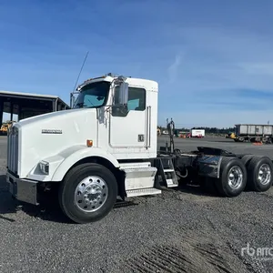 Kenworth T800 T/A Day Cab Truck Tractor