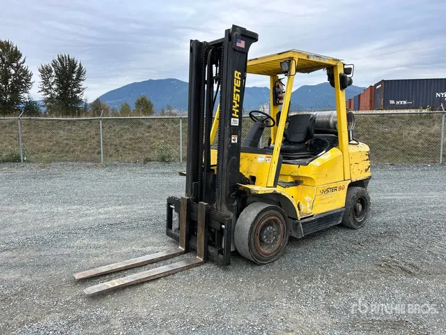 2002 Hyster H90XMS 8800 lb Cushion Tire Forklift