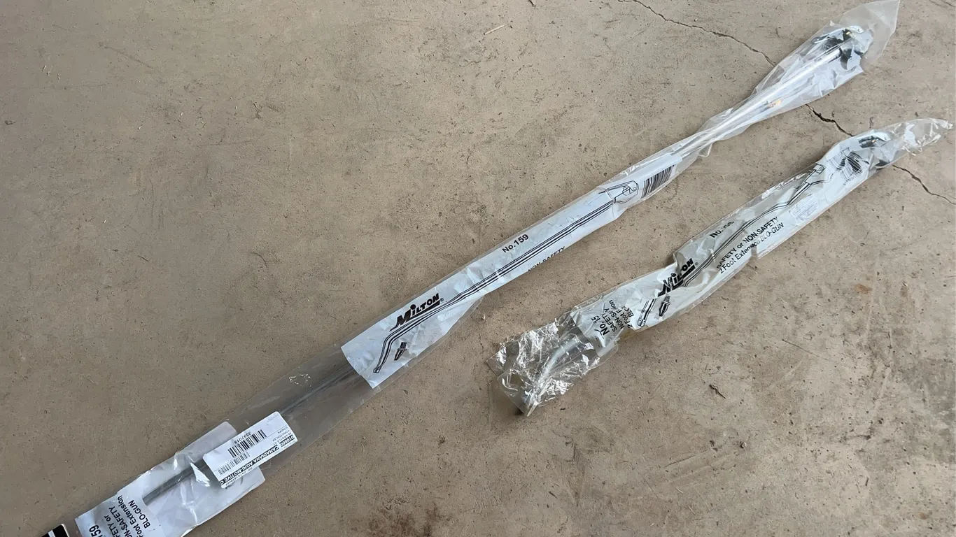 2 - Extension Blo-Guns (4' & 2')
