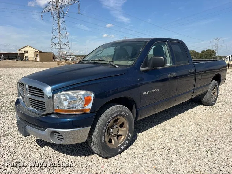 2006 Ram 1500 Crew Cab pickup truck