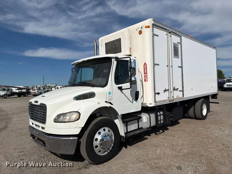 2013 Freightliner Business Class M2 paper shredder truck