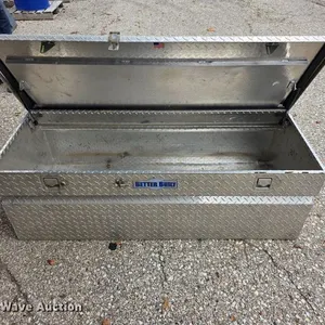 (2) toolboxes
