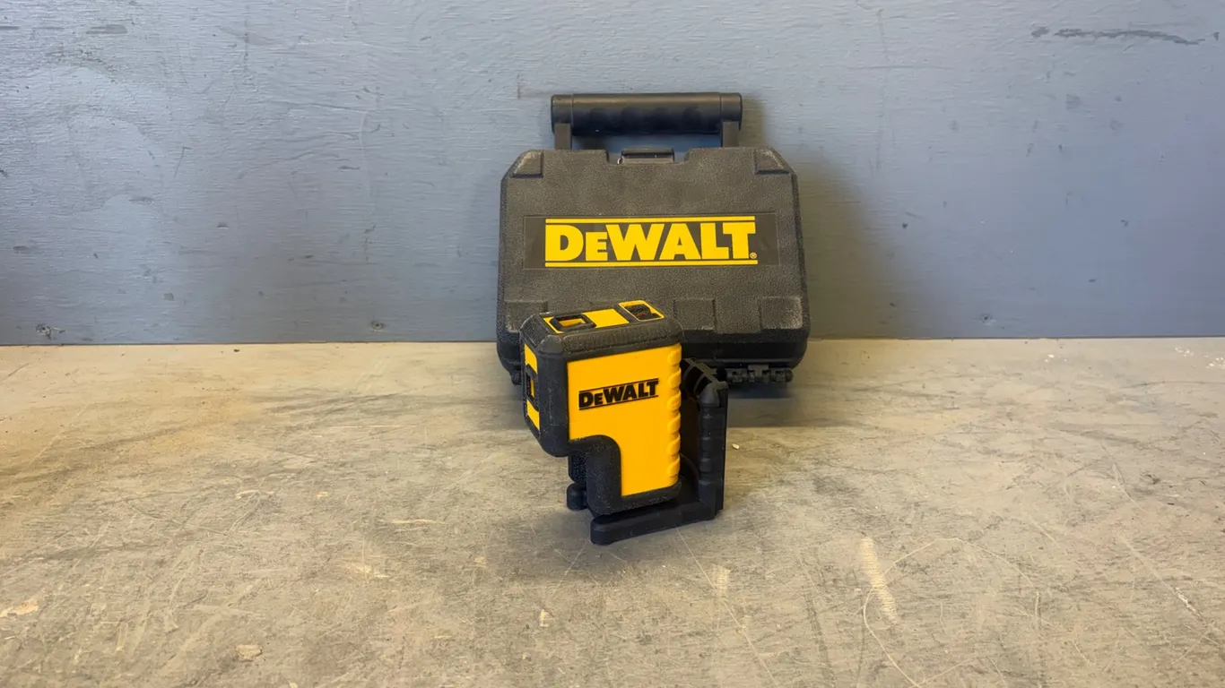 DeWalt DW08302 3 Spot Laser Level
