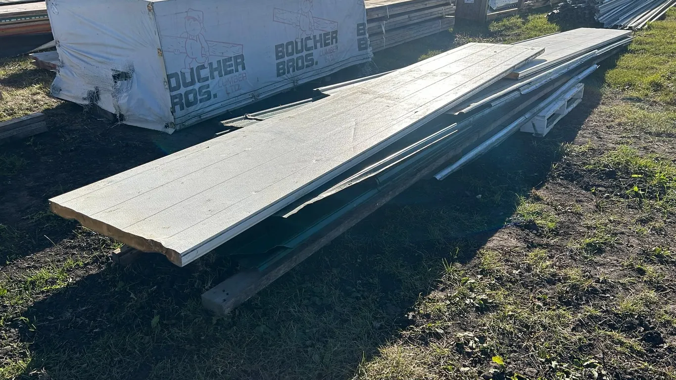 L/O ASSORTED USED METAL CLADDING AND OH DOOR PANELS, ETC.