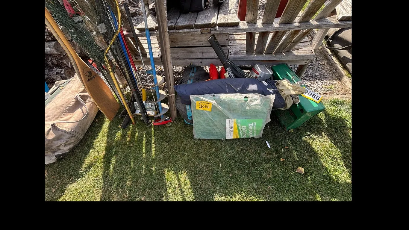 L/O ASSORTED CAMPING, FISHING & SPORTING EQUIPMENT