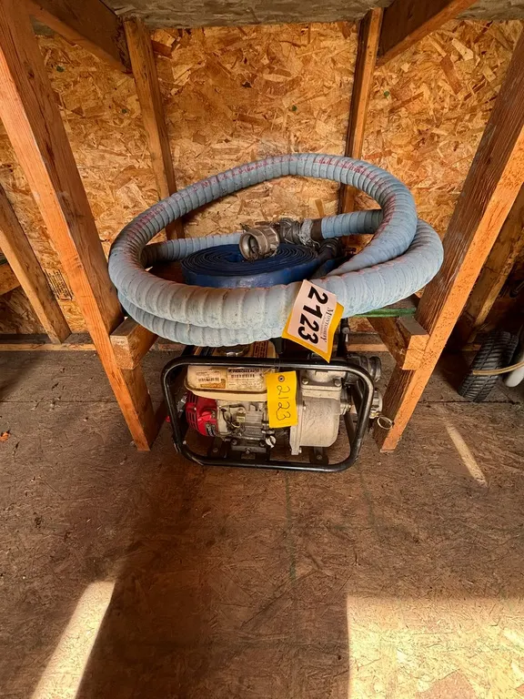 POWER FIST 2" WATER TRANSFER PUMP W/ HONDA ENG. AND HOSES