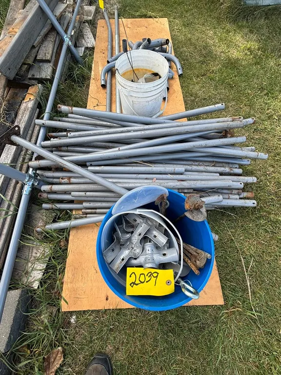 POLE SHELTER (NO COVER)