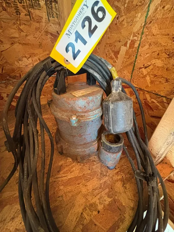 SUBMERSIBLE WATER PUMP