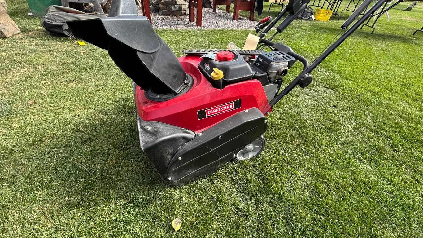 CRAFTSMAN 22" SNOWBLOWER