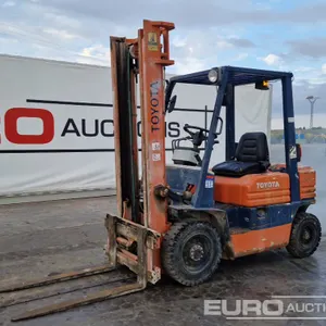 Toyota Diesel Forklift, 2 Stage Mast Lift, Side Shift , Forks 