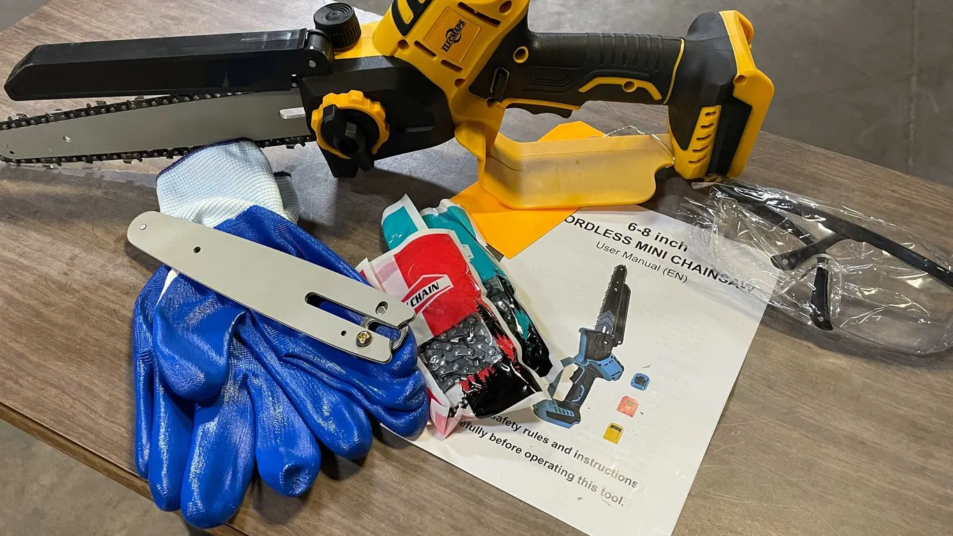 20V Compatible Mini Chainsaw (PR13)