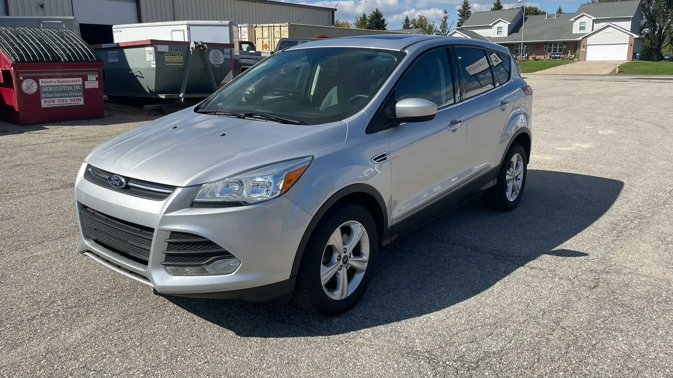 2014 Ford Escape SE 4x4 (Has WI Title) (OF)