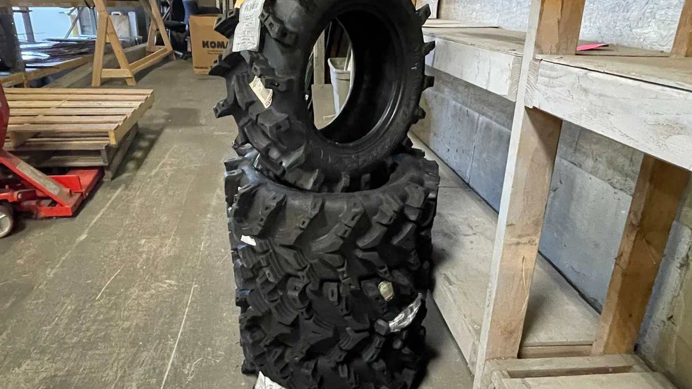 Highlifter ATV Tires (PR16)