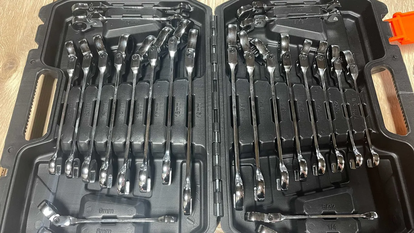 Flex Head Ratcheting Wrench Set (CW)