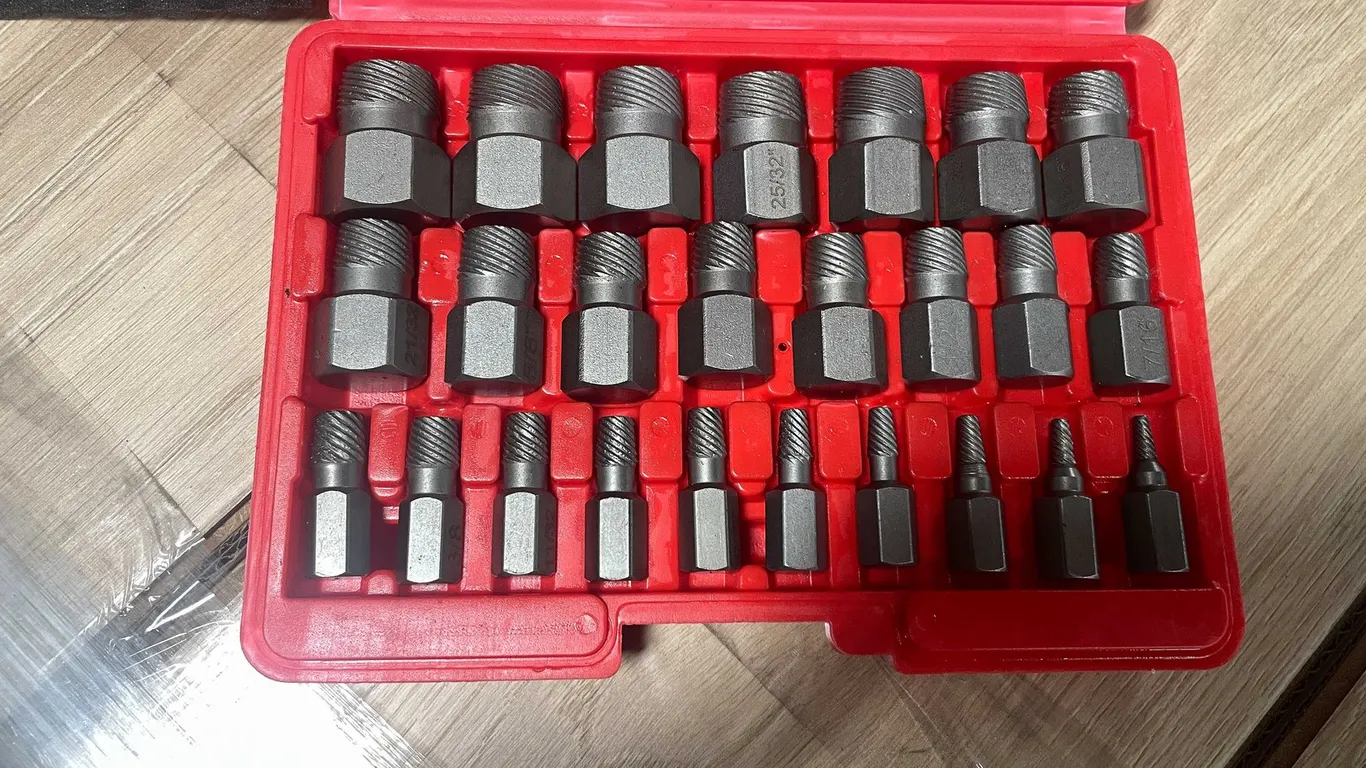 Screw Extractor Set (CW)