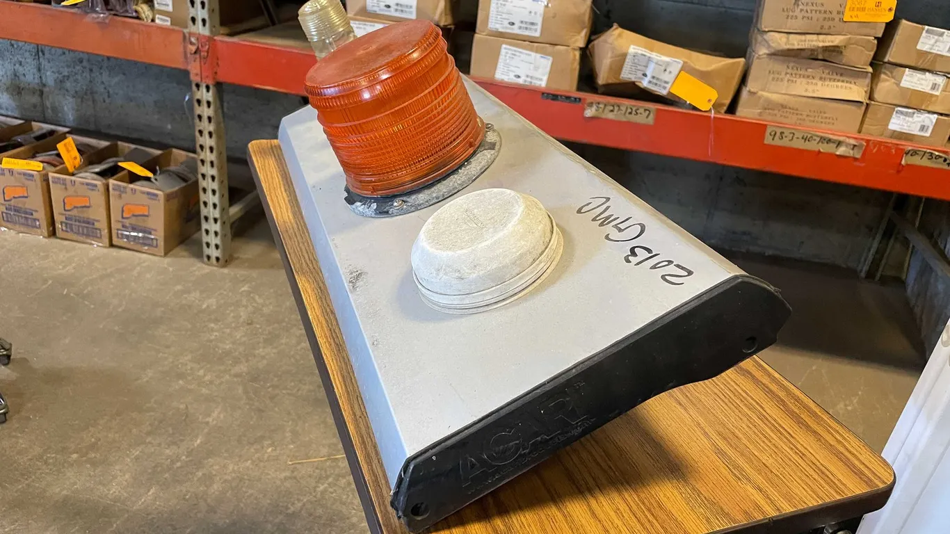 GM Truck Mount Light Bar (PR1)