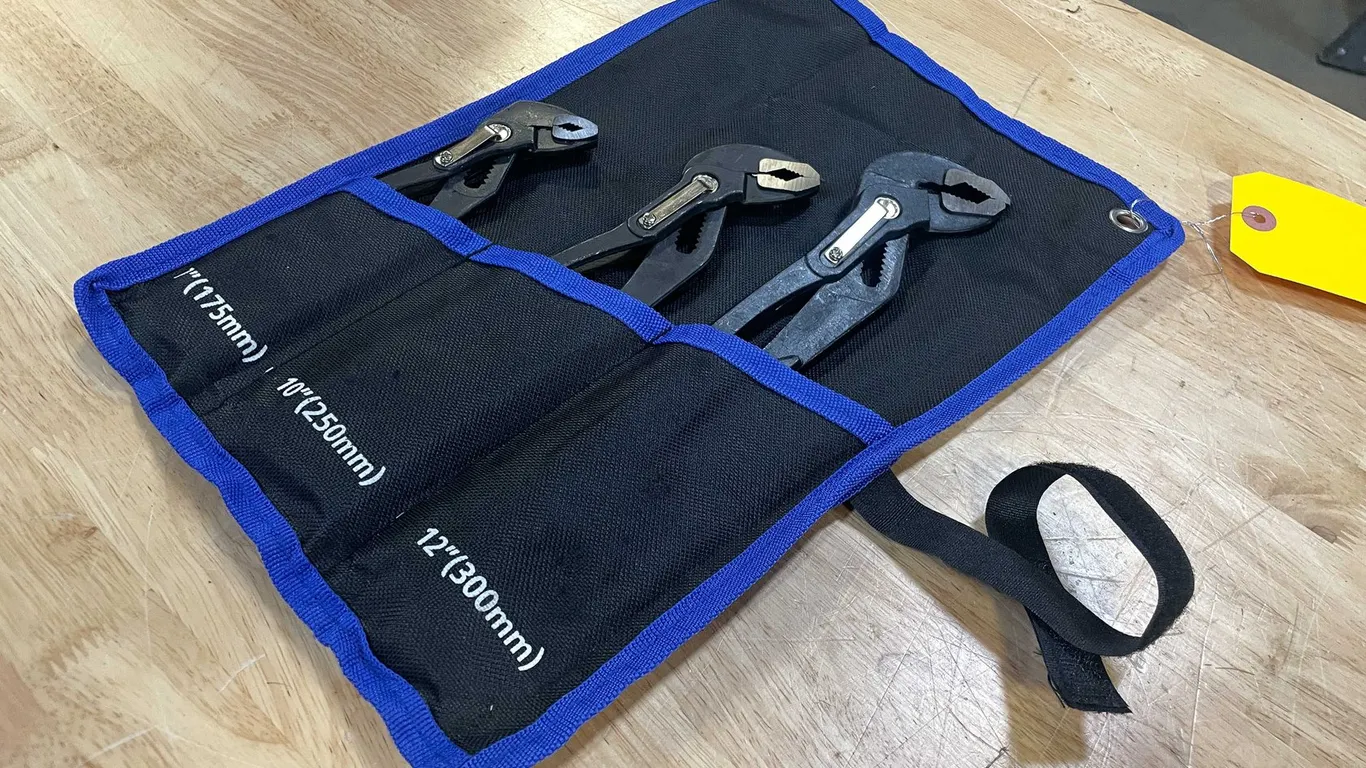 Adjustable Pliers Set in Case (PR13)