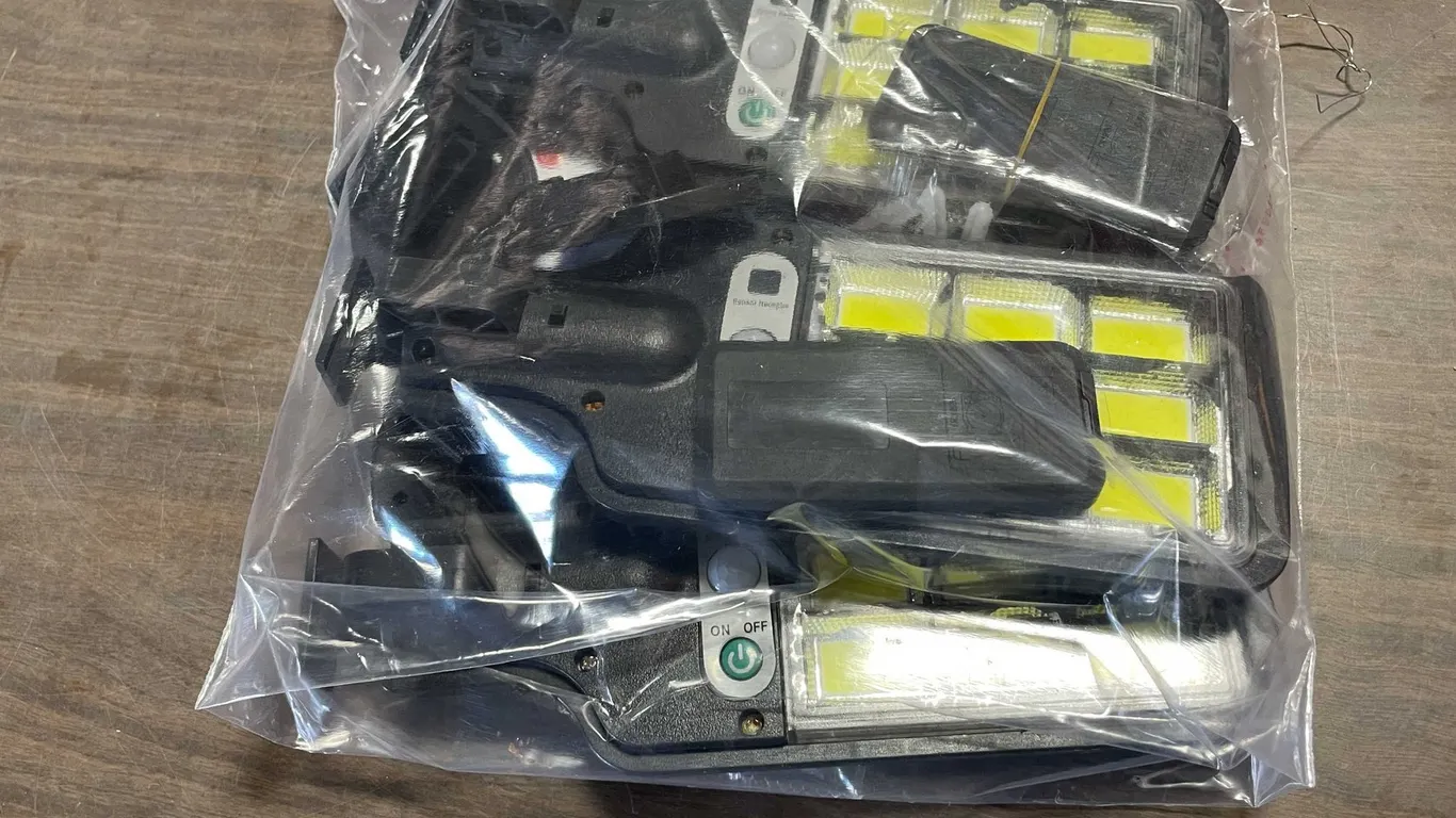 Solar Street Lights (CW)