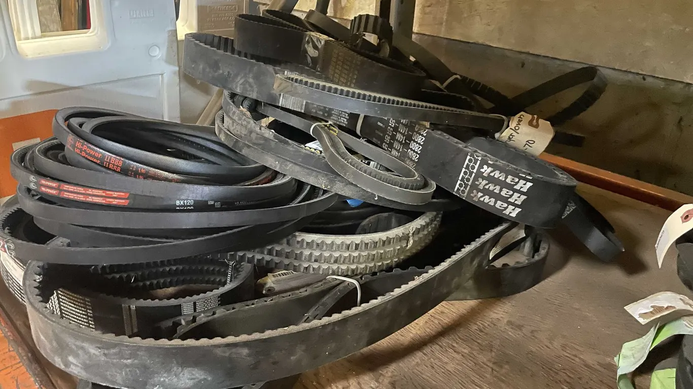 Lot of NOS Belts (PR3)