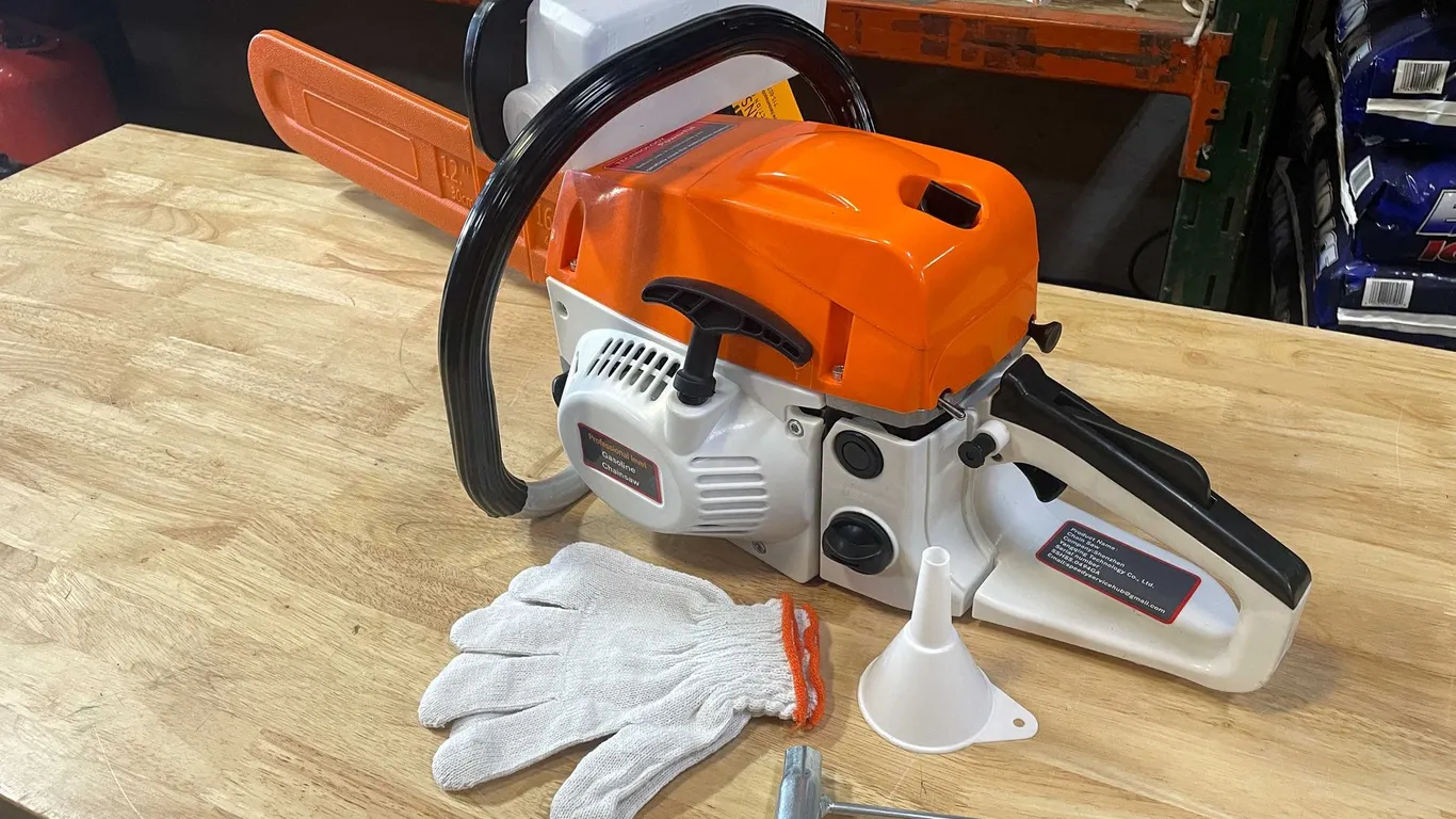 20" Chainsaw (PR13)
