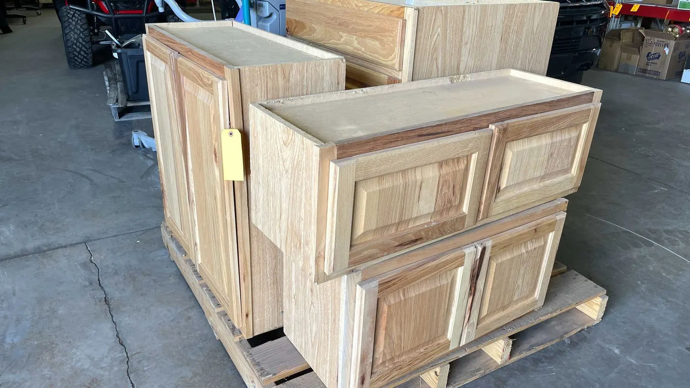 Hickory Cabinets (D)