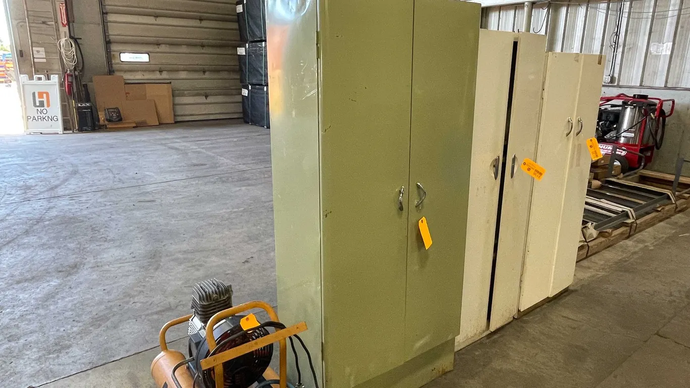 2 Door Metal Cabinet (E)