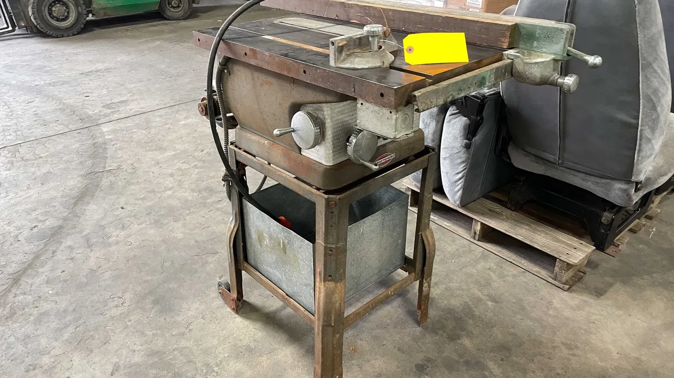 Craftsman Table Saw (E)