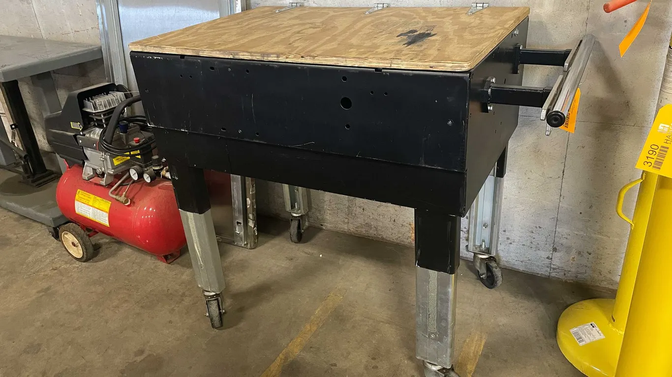Utility Cart with Storage (F)