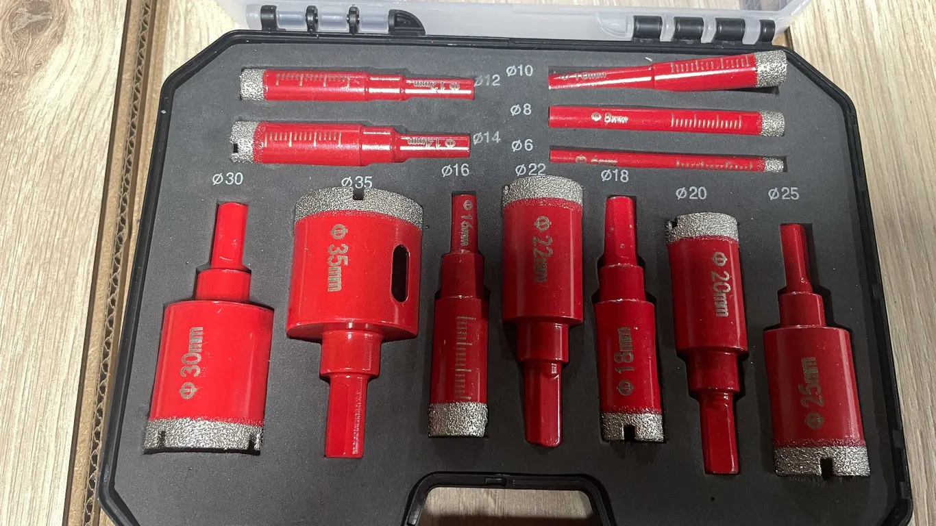 Diamond Hole Saw Kit (CW)